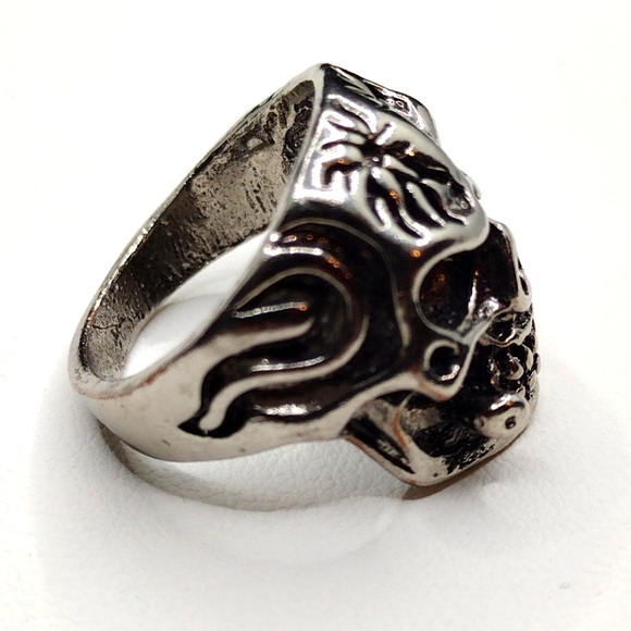 SKULL MEN’S BITE THE BULLET RING Free Shipping - Picture 8 of 15